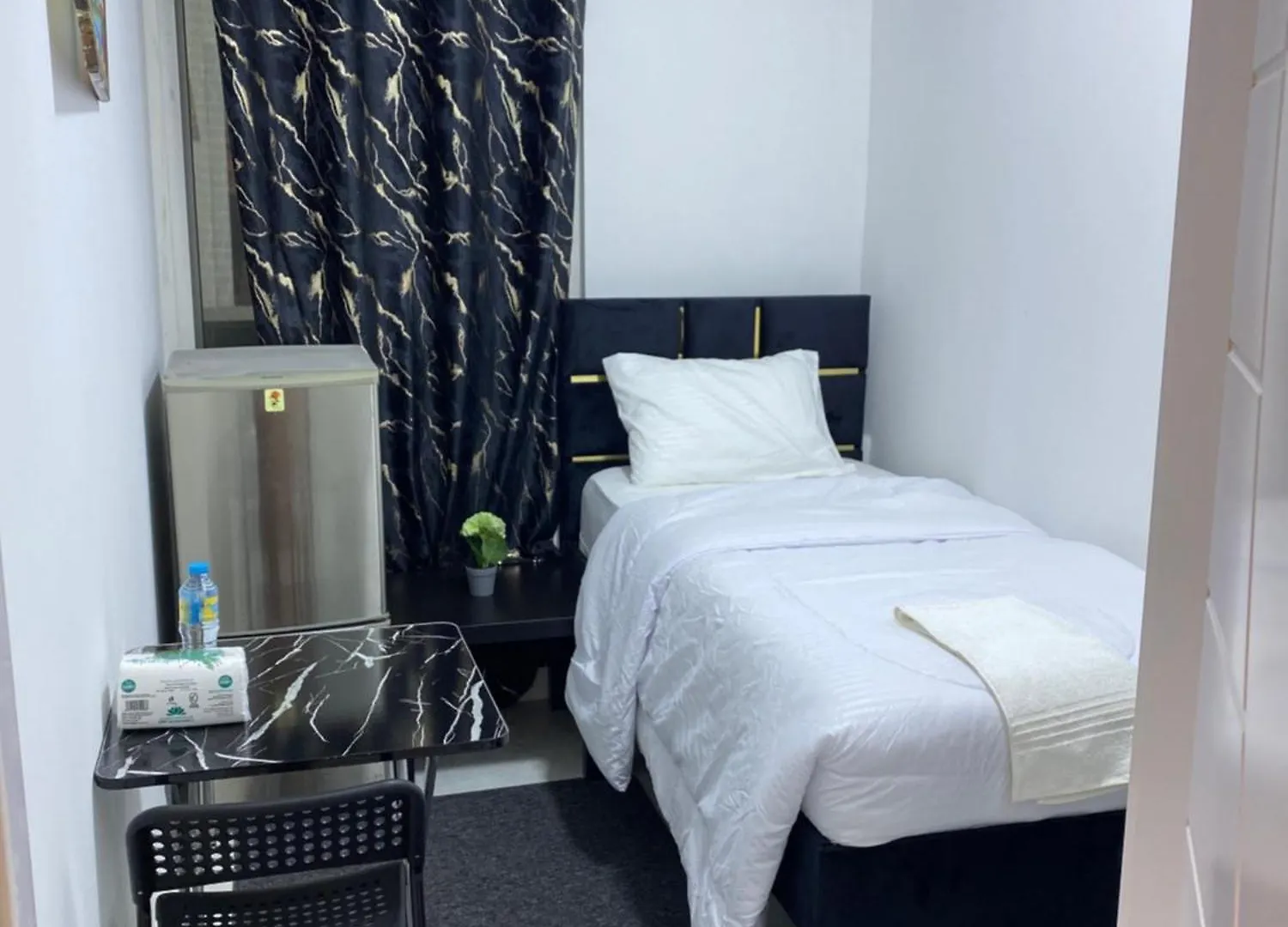 Four Stars Residence Дубай Апартаменты