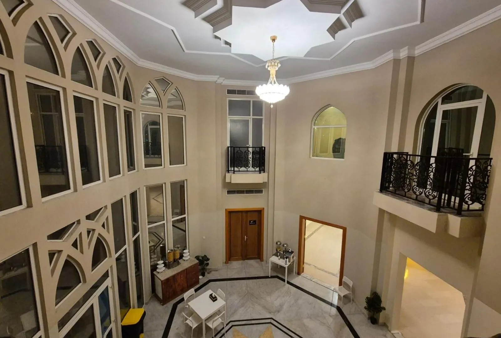 Four Stars Residence Дубай