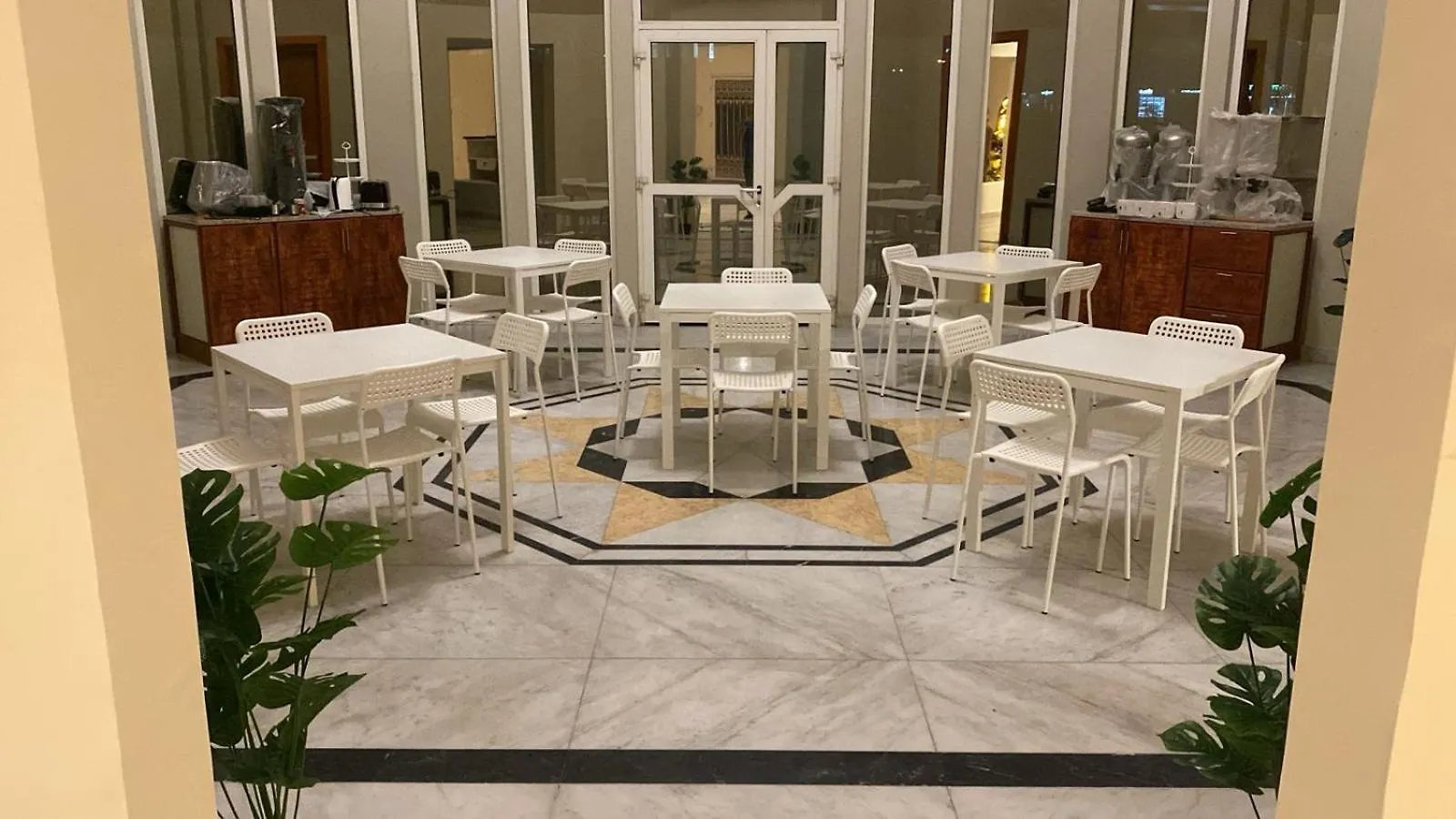 Four Stars Residence Dubaj