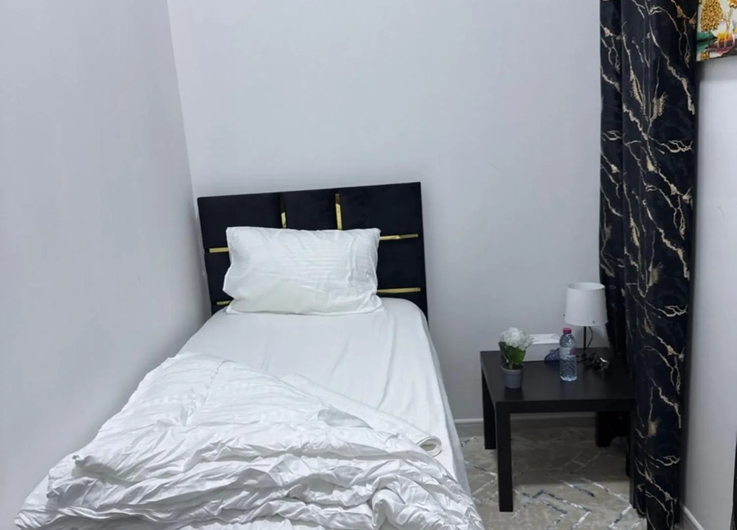 Four Stars Residence Dubaj 0*,